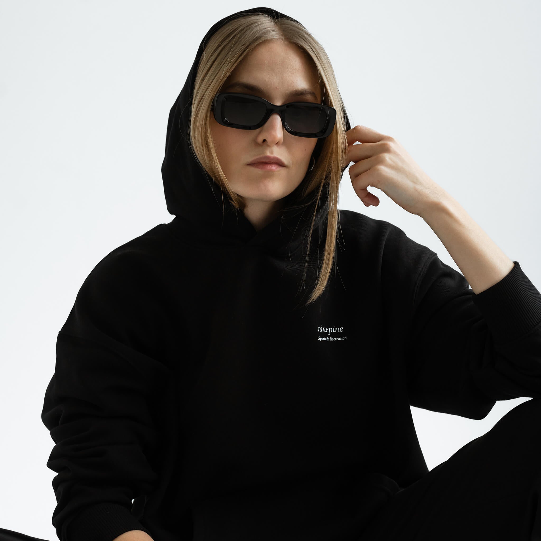 Relaxed Serif Hoodie - Ninepine