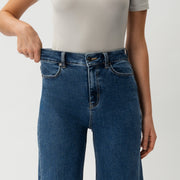 Relaxed ComfortDenim™ Jeans - Ninepine