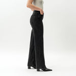 Relaxed ComfortDenim™ Jeans - Ninepine