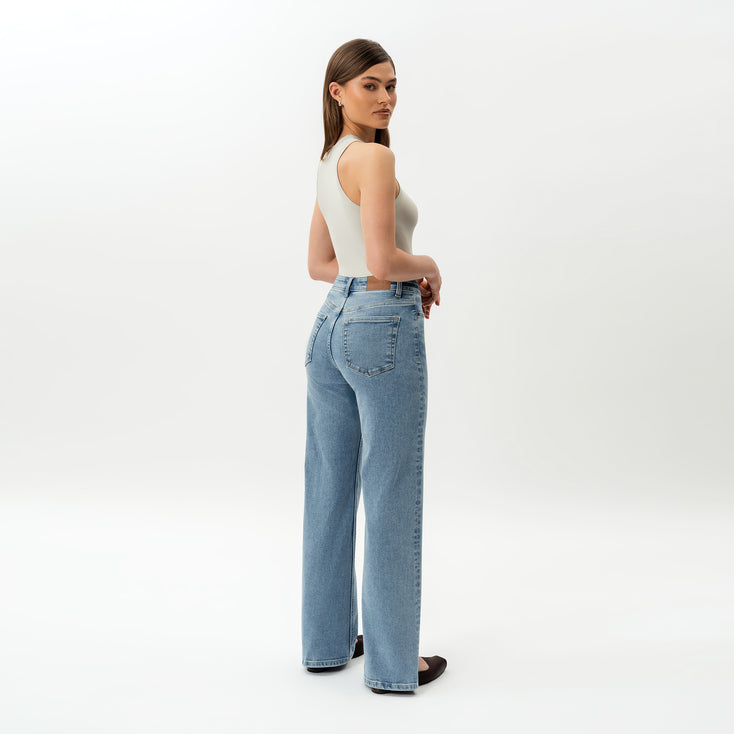 Relaxed ComfortDenim™ Jeans