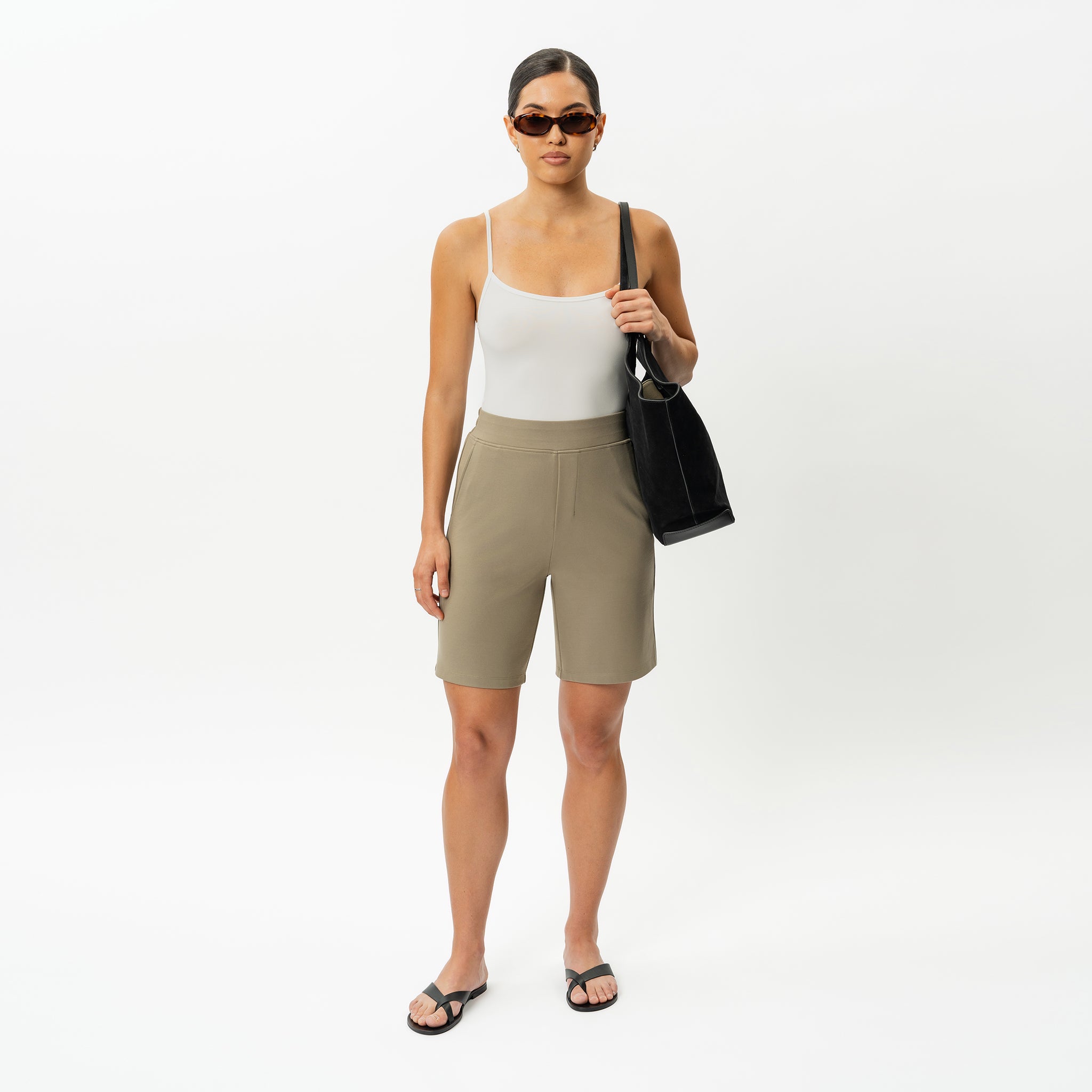 Light Ponte Shorts - Ninepine