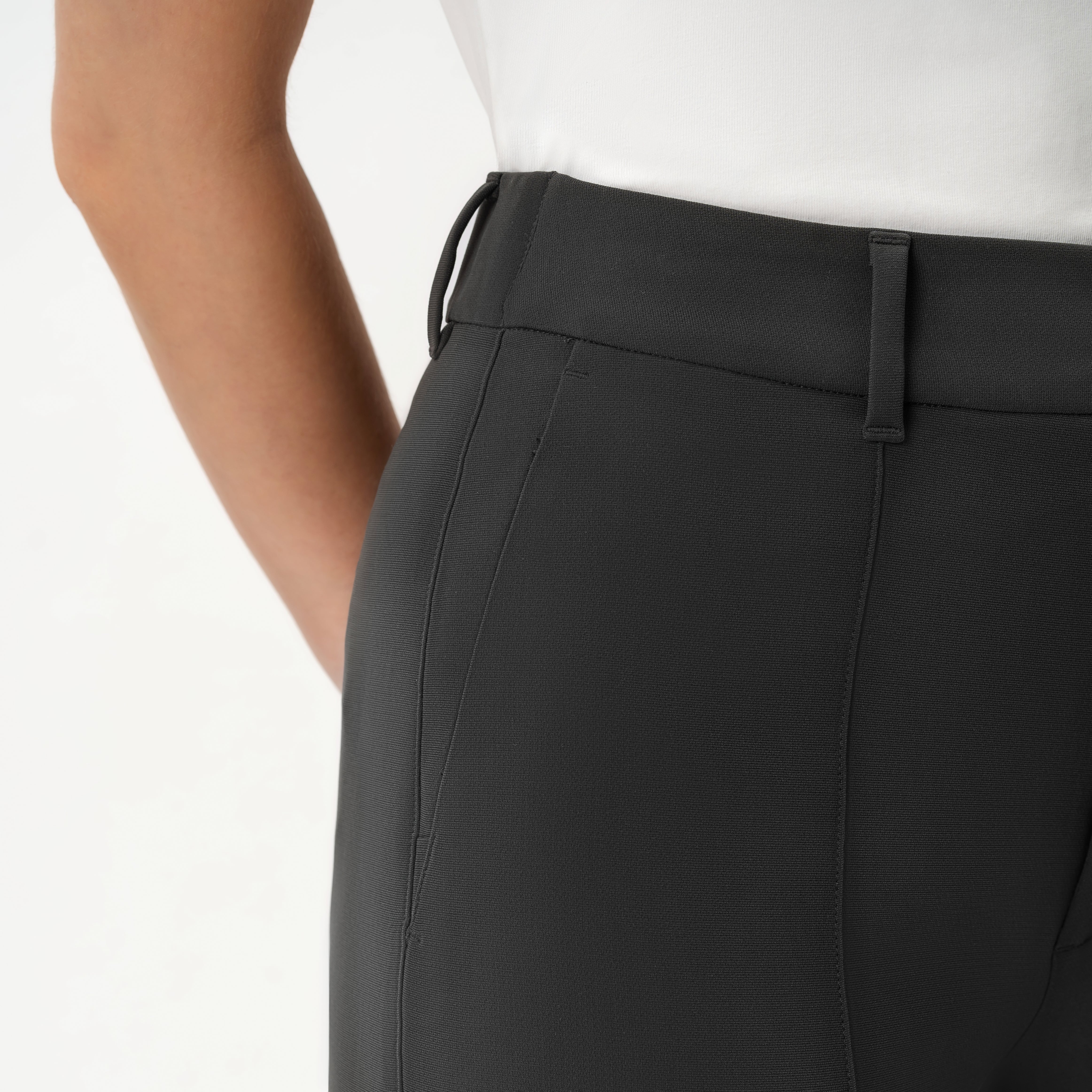 Height: 171 cm | Length: 32" | Size: XS / Height: 5'7" | Length: 32" | Size: XS