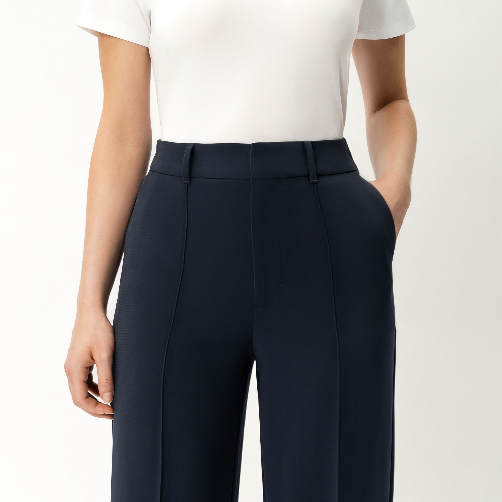 Height: 171 cm | Length: 32" | Size: XS / Height: 5'7" | Length: 32" | Size: XS