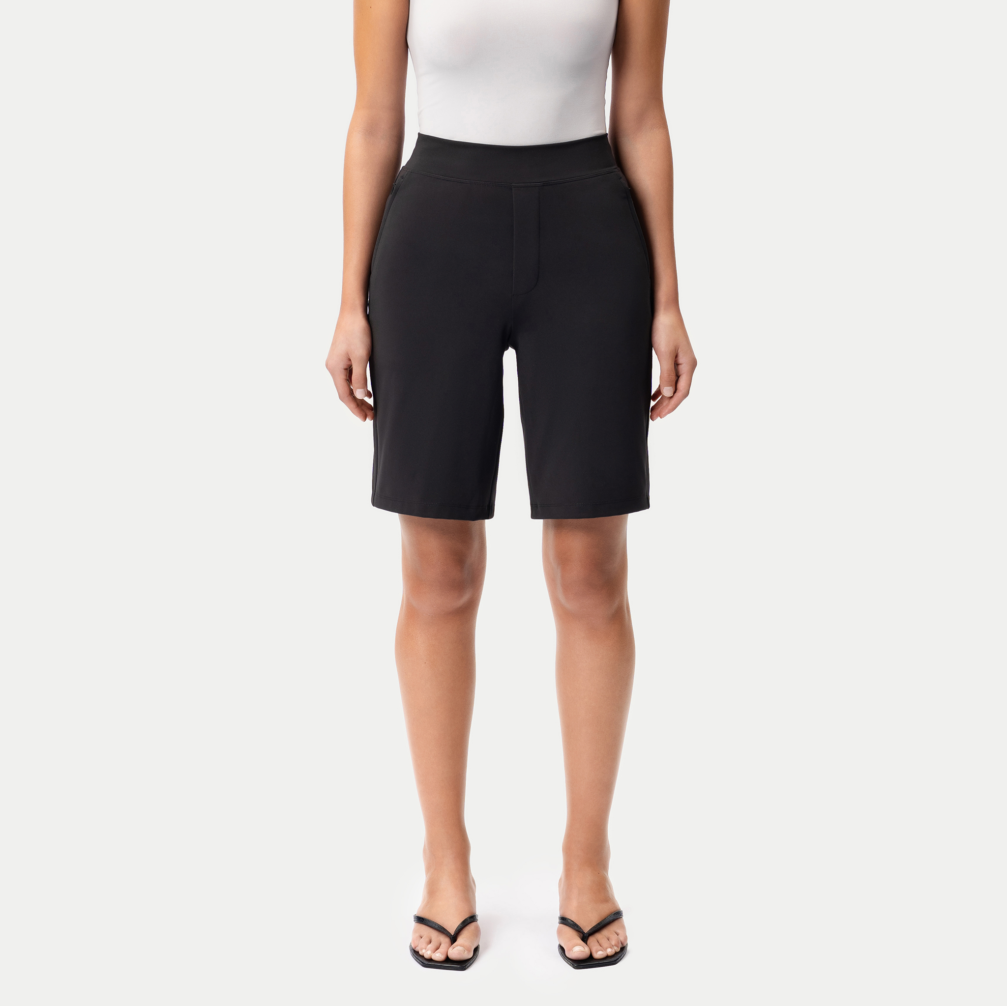 Asana Shorts - Ninepine