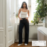 Relaxed ComfortDenim™ Jeans - Ninepine